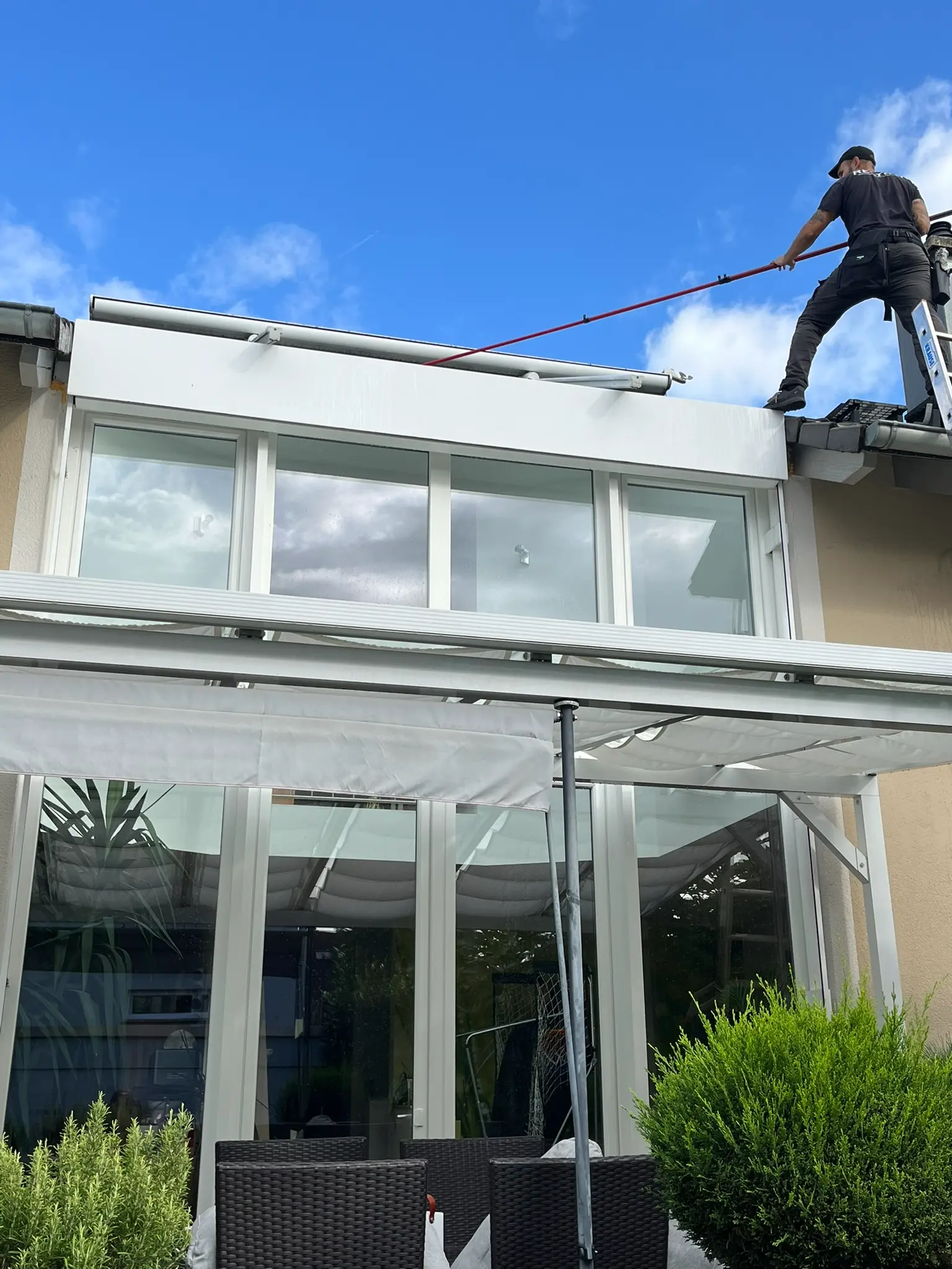 Professionelle Glasreinigung Gebäude